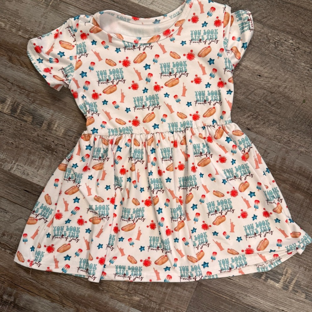 A Bee Bug Boutique 4th of July top Size 5T | Patriotic Summer Top